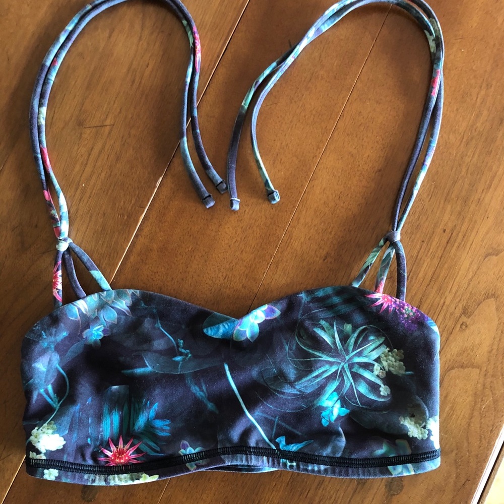 Lululemon Swim Top Size 6